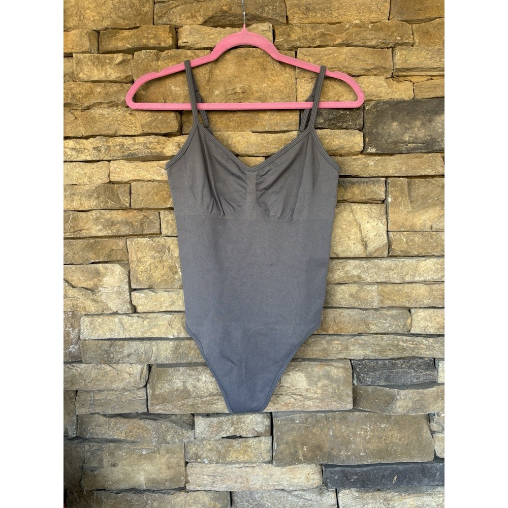 OQQ Ribbed Bodysuit Grey‎ New